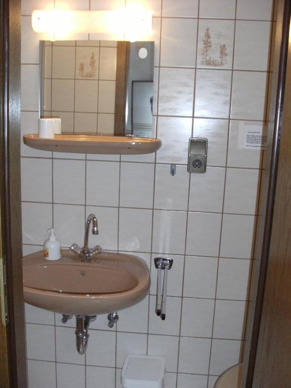 ホテル Haus Sonneneck メーデバッハ 部屋 写真